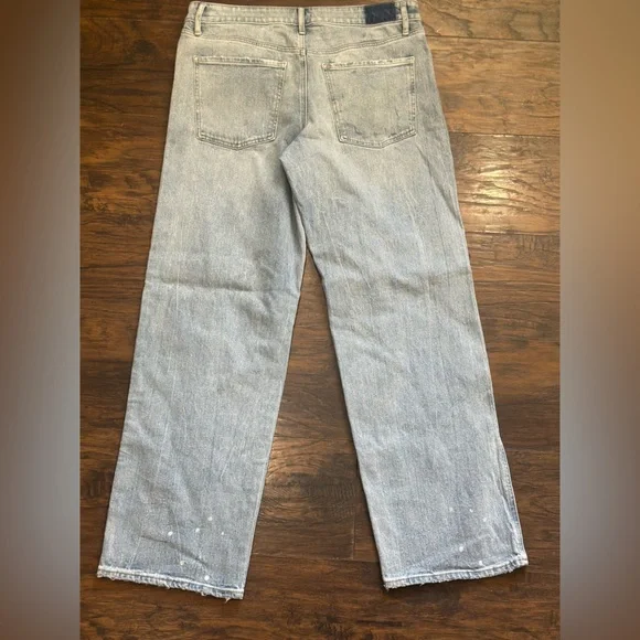 NWT relaxed straight low rise distressed jeans - Picture 6 of 7